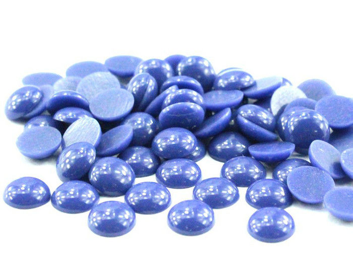 La piedra preciosa floja coloreada de la resina de epoxy, resina del claro de Hotfix gotea diversa forma