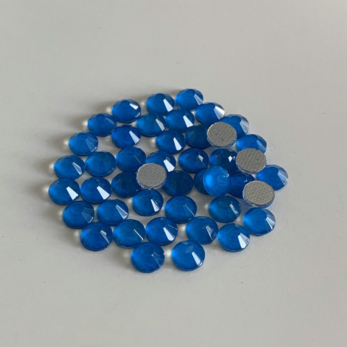 Diamantes artificiales de neón modificados para requisitos particulares para la decoración, casquillos, sombreros, vestidos del tamaño